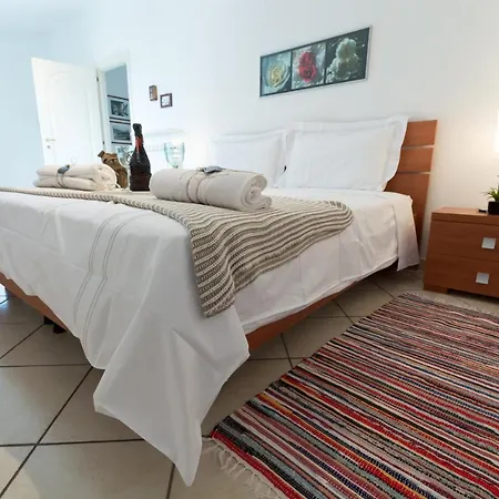 Apartment Sweet Dreams